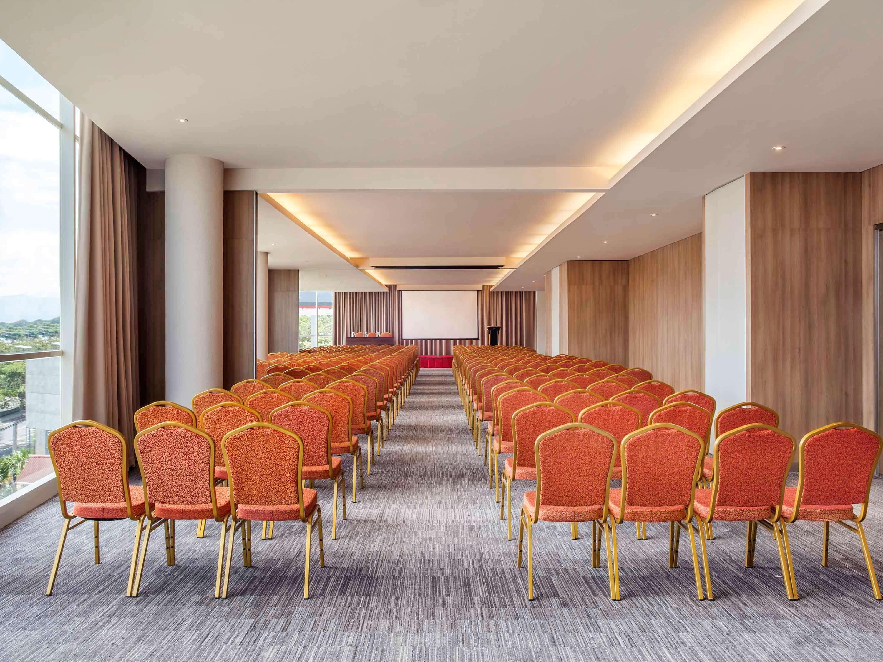 Ibis Manado City Center Boulevard Exteriér fotografie
