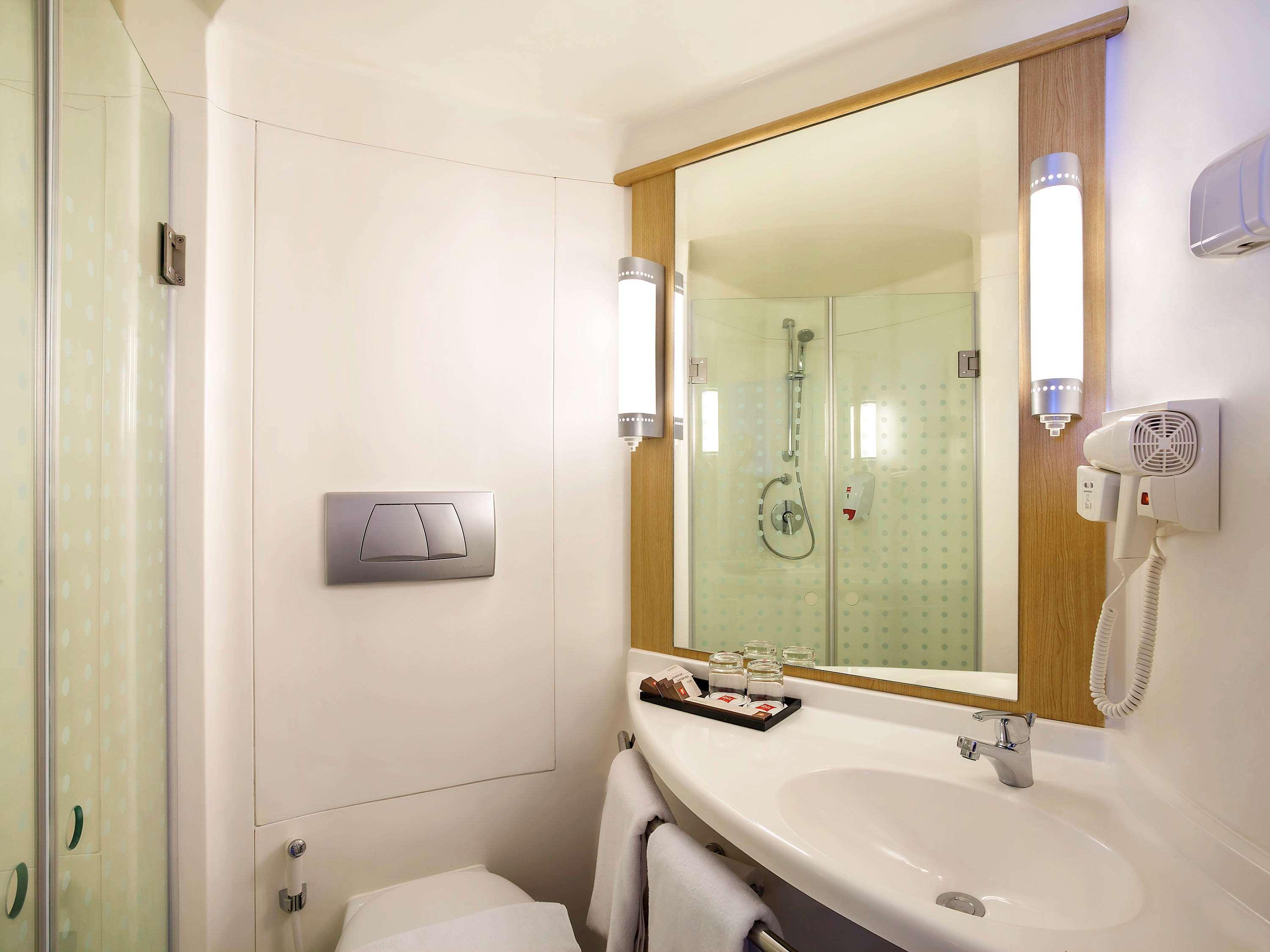 Ibis Manado City Center Boulevard Exteriér fotografie