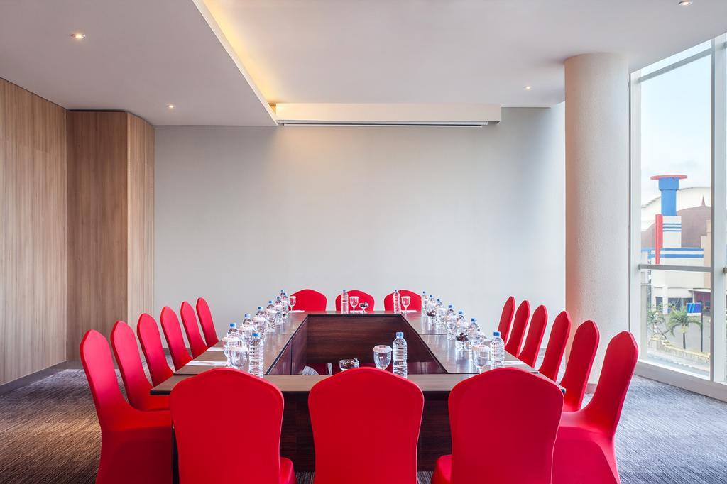Ibis Manado City Center Boulevard Exteriér fotografie