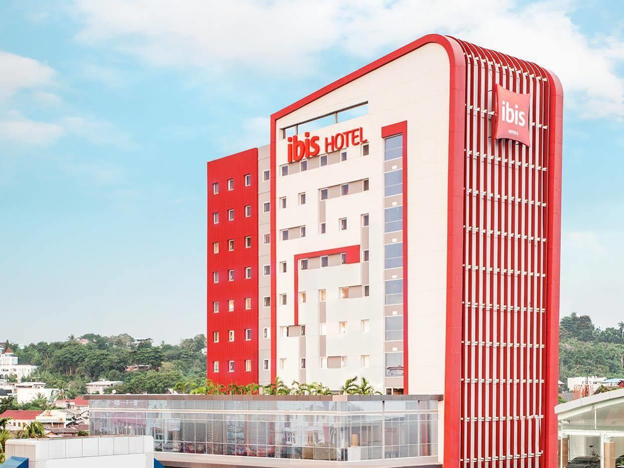 Ibis Manado City Center Boulevard Exteriér fotografie